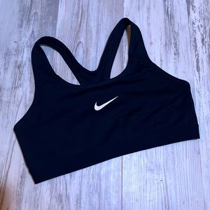 Nike Classic Womens Dri-Fit Logo Sports Bra Medium